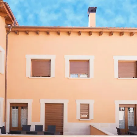 Casas Rurales * 桑托多明戈德锡洛斯