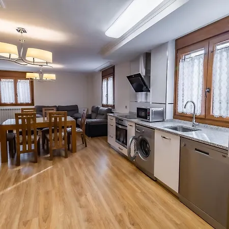 Casas Rurales 桑托多明戈德锡洛斯