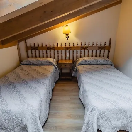 Casas Rurales * 桑托多明戈德锡洛斯